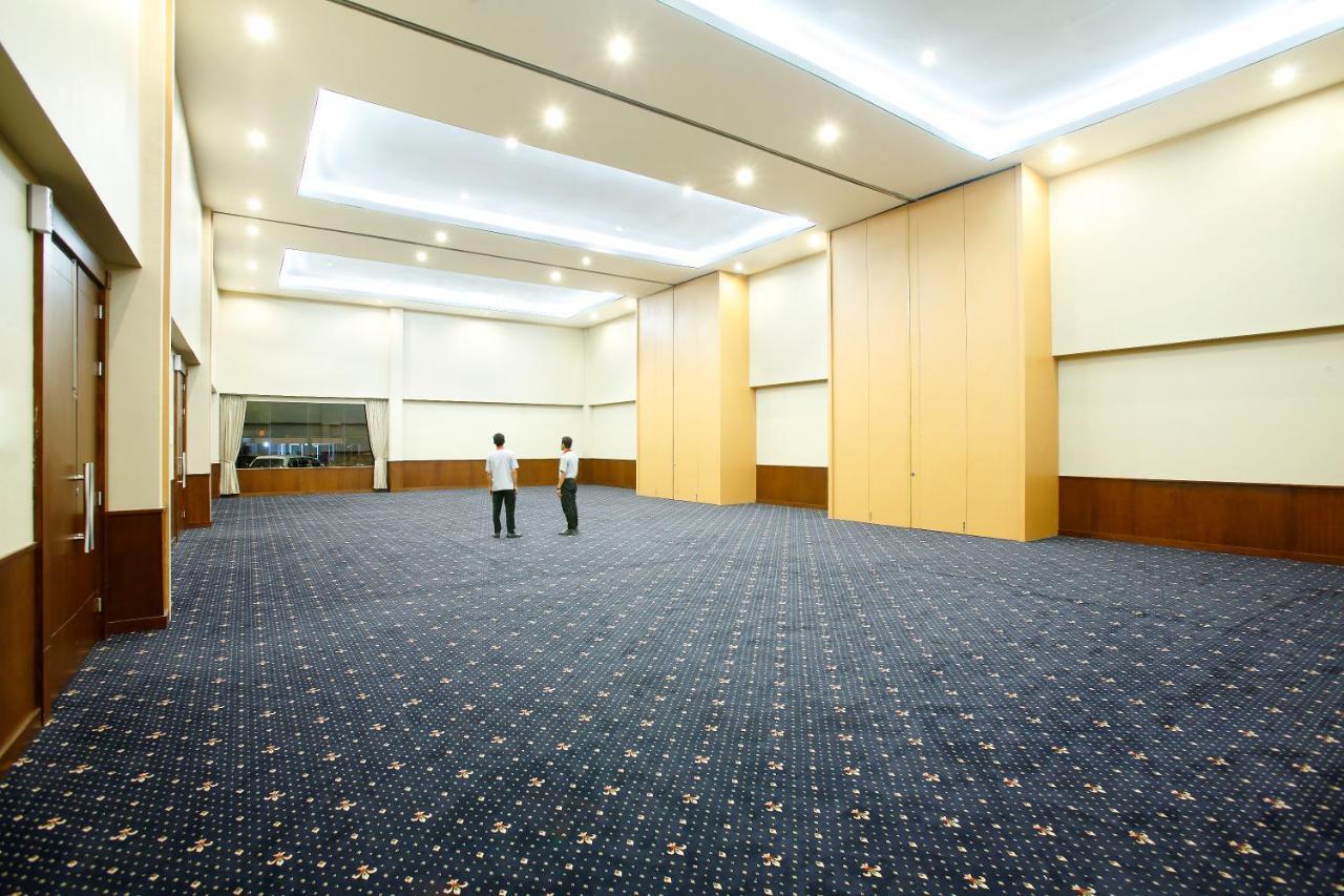 Amaris Hotel Muara Bungo - Jambi Exterior foto